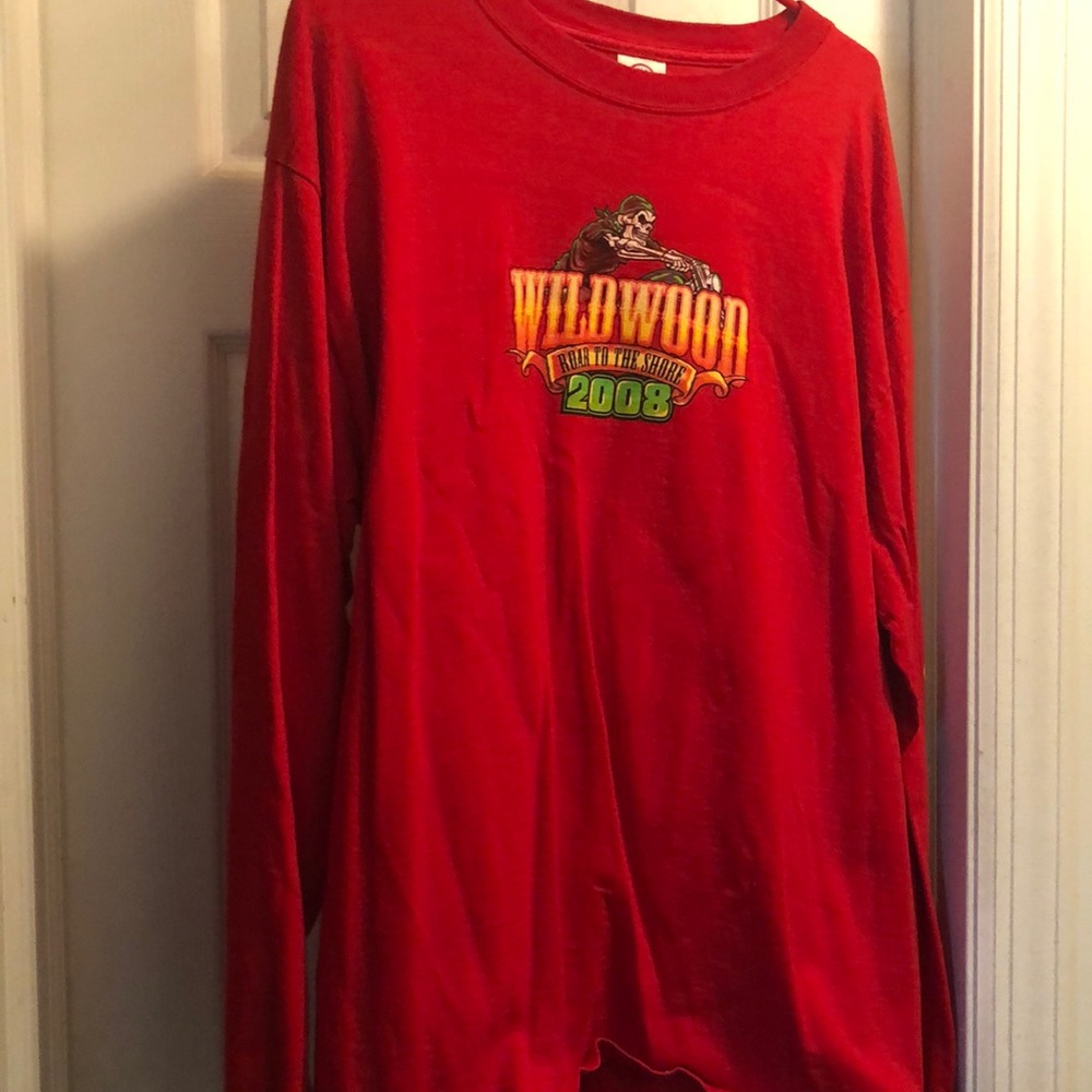 Never worn Long sleeve t-shirt